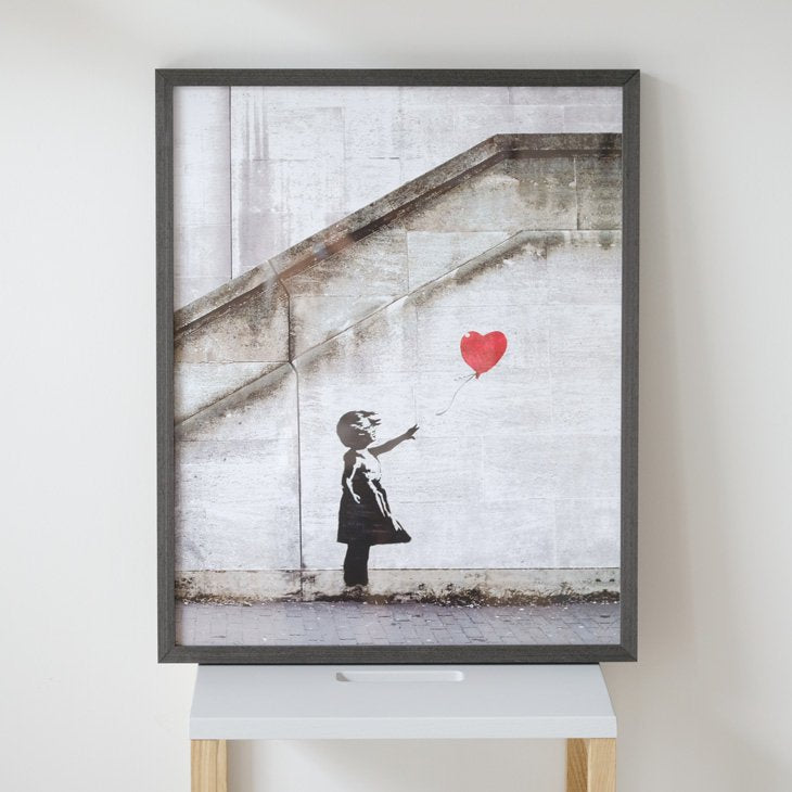 GIRL WITH RED BALLOON バンクシー ポスター banksy70×50cm